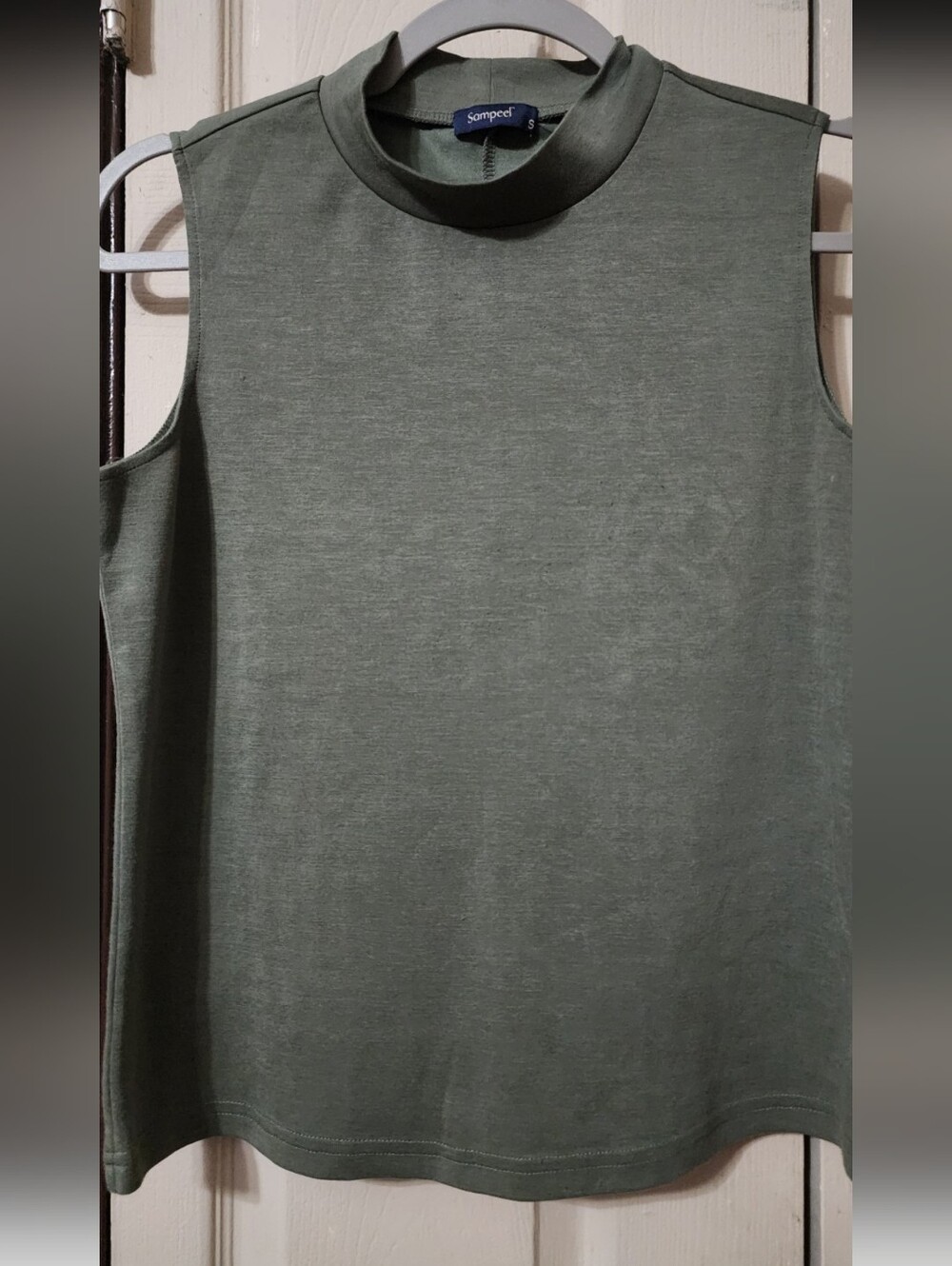 Sompel Mock Neck Sleeveless Tank in Olive